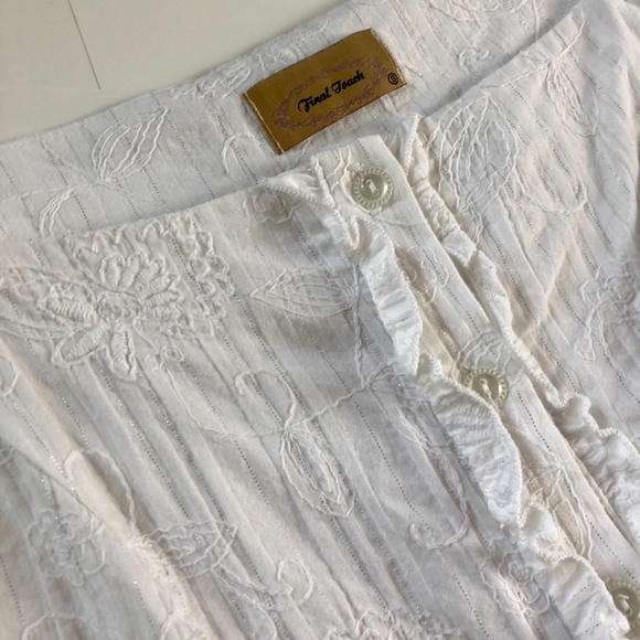 Final Touch Bateau or Shoulder Hugging, Crinkled, Ruffled Top - Picture 13 of 15